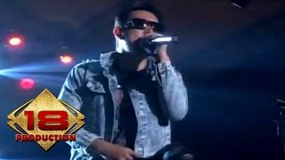 Download lagu Five Minutes - Teman Biasa (Live Konser Bandung 1 Februari 2014) mp3