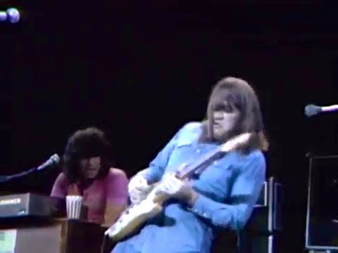 Terry Kath and Chicago  "25 or 6 to 4" '70 Tanglewood