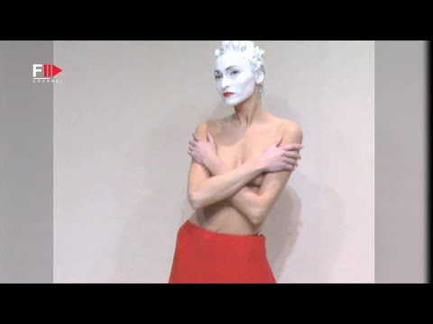 Vintage in Pills BALENCIAGA Fall 1994 - Fashion Channel