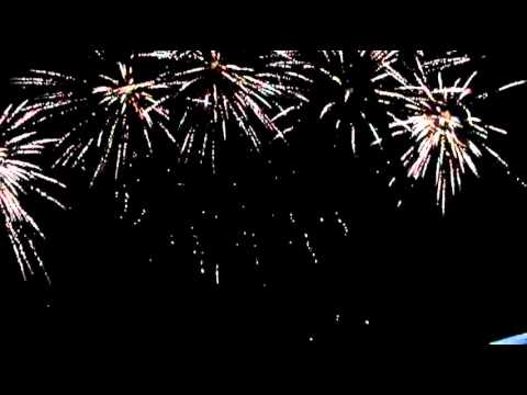 Dominator 1.4Pro PFX30 BR 25 shot Brocade finale box