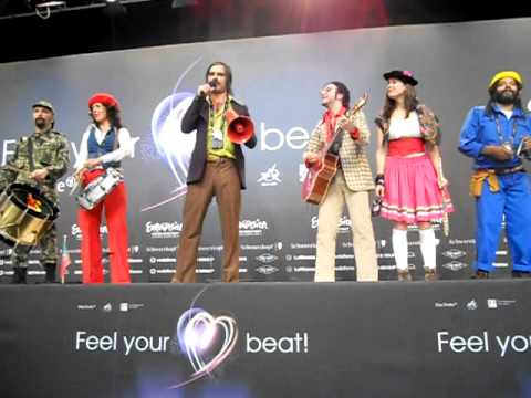 Homens da Luta - Segunda conferencia de imprensa @ Dusseldorf 06/05/11 - PART 1