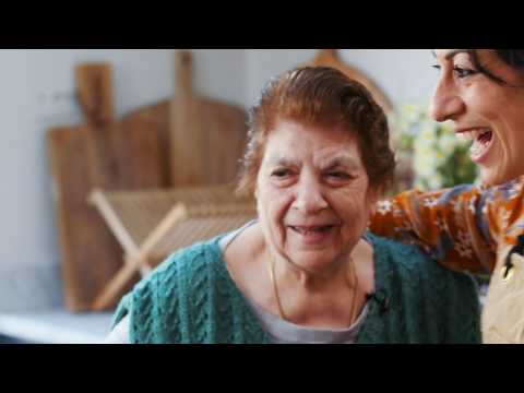 How to Make Koupepia: Cypriot Stuffed Vine Leaves SHORT