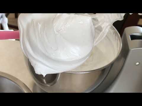 SUSPIRO DOMINICANO HECHO EN CASA 🏠 / MERENGUE  ITALIANO 🧁  #suspirodominicano #merenguedominicano