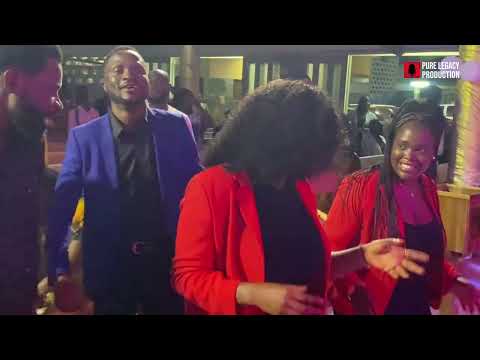 Noble Nketsia live at the Royal Experience