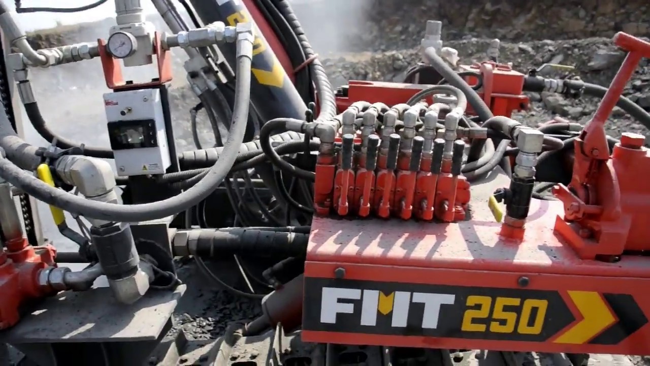 Crawler Drill Machine - FMT 250