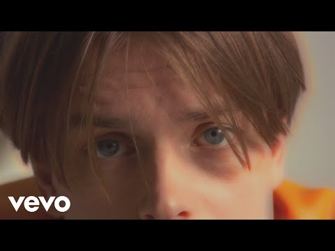Love - Junior Brielle