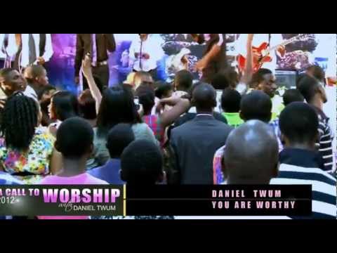 Daniel Twum - Praise Medley