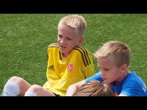 UKS DERBY 356 - VARSOVIA 06 4:35