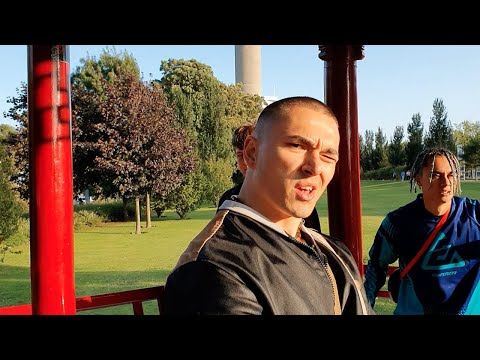 download lagu mp3 mp4 Vliegend Tapijt, download lagu Vliegend Tapijt gratis, unduh video klip Vliegend Tapijt