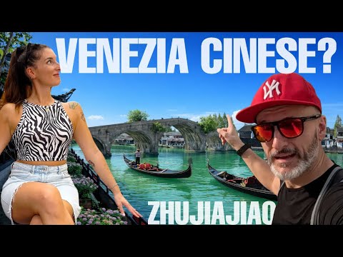 We found the VENICE of CHINA near Shanghai (Zhujiajiao Water Town) 🇨🇳