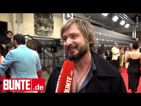 Daniel "Flötzinger" Christensen - 10 Jahre "Eberhofer"-Krimi: Er verrät lustigsten Set-Moment