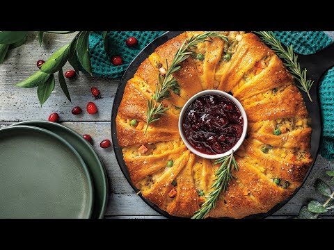 Leftover Turkey Recipe | Turkey Pot Pie Wreath