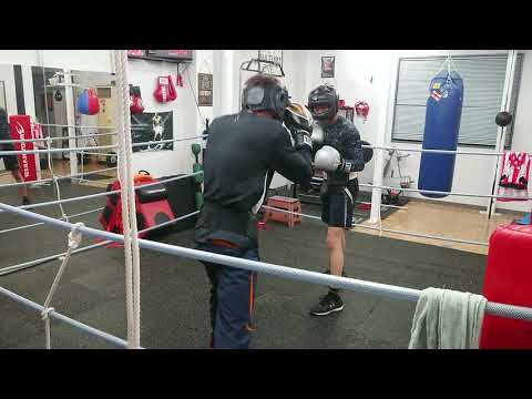 入会から10ケ月、20代同士のスパーリング👊