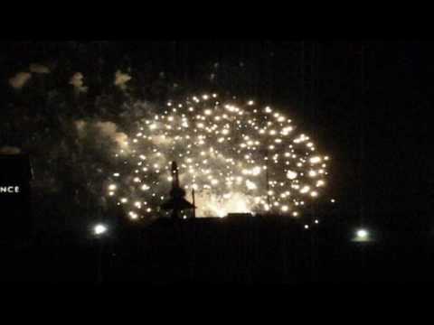 Neil Diamond-Sweet Caroline - Boston Pops Fireworks Spectacular 2009