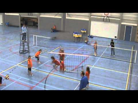 Volleybal 28 januari 2012 Move4u - Yum N5 1