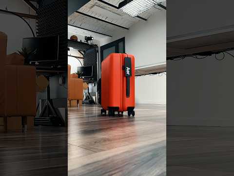 This Carry-On Stands Out - Literally 🟠 #travel