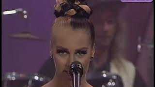 Mónica Naranjo     Solo se vive una vez