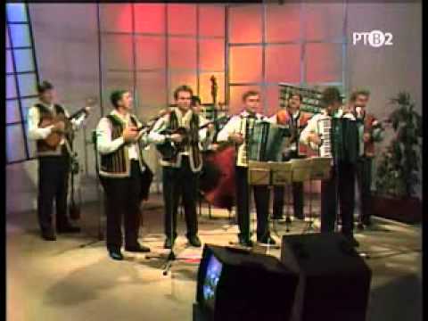 EJ, NJE VIDNO TOT MOJ VALAL -- ORKESTER DOMA KULTURI z Ruskoho Kerestura