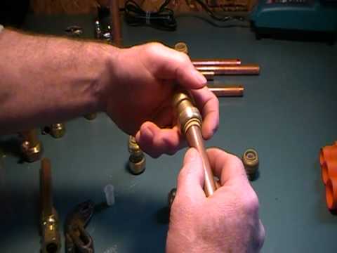 How to join copper pipe with connector without soldering