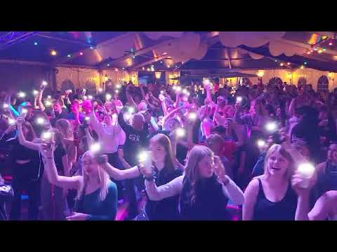 Südsee-Camp / Pfingsten 2023 / Tanz in der Arena / Dancing Queen