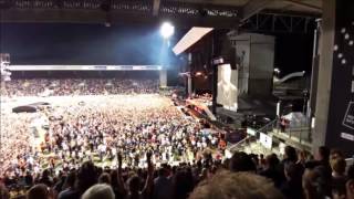 Bruce Springsteen - "SHOUT" 60.000 people ROCK - Casa Arena Horsens - HD BEST QUALITY - Amazing