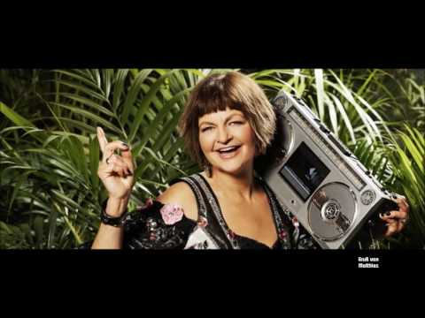 Frl. Menke ....... Tretboot in Seenot