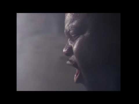 Gangsta's Paradise But The Choir Is At The Wrong Spot