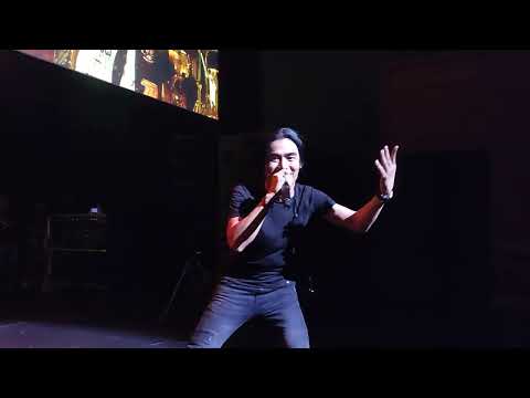 PECAAH!! ST12 bareng CHARLY dan ARIS IDOL nyanyi lagu Putih Putih Melati di Singapura