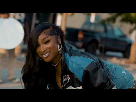 Erica Banks  - Peaches & Eggplants Freestyle (Music Video)