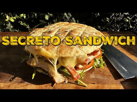 Secreto vom Kräuterschwein Sandwich with Provolone and Pestomayo
