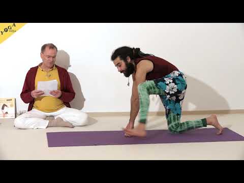 996 Parivritta Baddha Parighasana