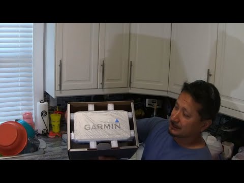 Unboxing the Garmin Echomaps 64CV