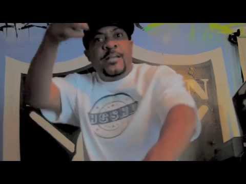 Rifleman/Ellaykhule kicking a 16 (EMCEE SHIT)