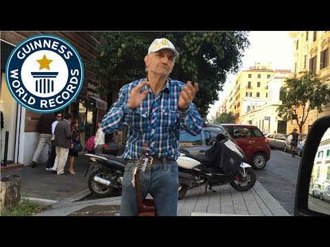 World's Loudest Clap | 119 dBA | Italo Vegliante | Guiness World Record