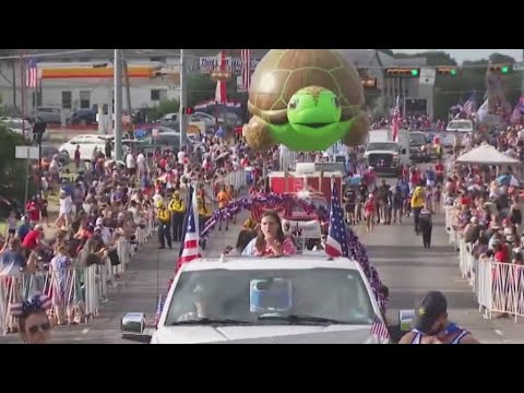 Crowds take part in Round Rock Sertoma Independence Day Parade, Frontier Days | FOX 7 Austin