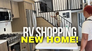 Can You REALLY Live COMFORTABLY In An RV For a Year?
