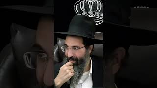 הַמַּפְתֵּחַ לְהַצְלָחָה בַּחַיִּים 👑 (הרב שי עובד) - התמונה מוצגת ישירות מתוך אתר האינטרנט יוטיוב. זכויות היוצרים בתמונה שייכות ליוצרה. קישור קרדיט למקור התוכן נמצא בתוך דף הסרטון