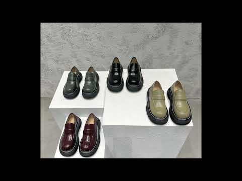 Dare to ask, how would you narrate the fashion story of this items?