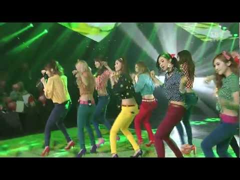 SNSD - Dancing Queen (Jan 6, 2013)