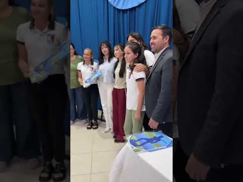 Entregamos la Bandera de Saladas a nuestras instituciones