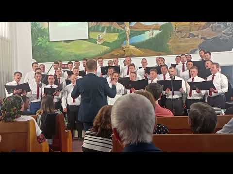 Lângă cruce-Corul Moisei