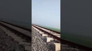 preview picture of video 'Harnagar Train cross at Brahmpur village, Kusheshwar Asthan'