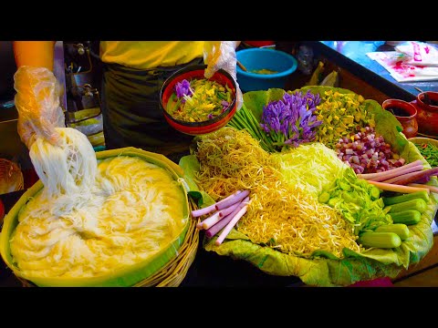99% of Cambodian People Love It! Num Banh Chok Khmer (Khmer Rice Noodles) - Cambodian Street Food