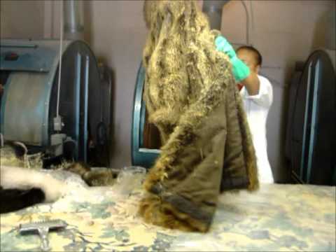Cleaning fur coats - YouTube