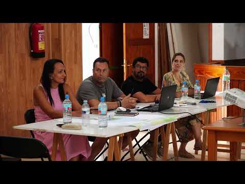 Vecinos participan en las jornadas del plan de gestión del Archipiélago Chinijo