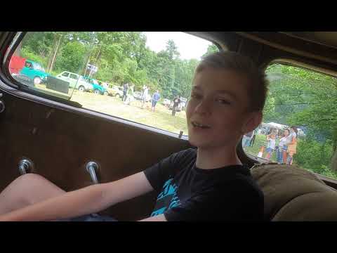 12-year-old Piotrek talks about his Cinquecento and announces a new video RADOM 126p Blachownia 4...