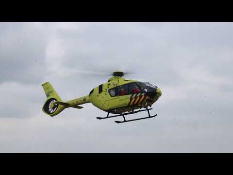 Lifeliner 1 - AMS Met Slachtoffer aan boord naar het AMC   Amsterdam | Vanaf Urk | PH   TTR | Deel 2