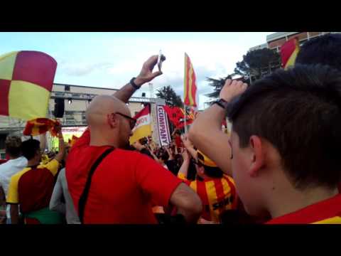 Benevento Calcio in serie B - 30 Aprile 2016 Benevento-Lecce 3-0 Festeggiamenti piazza Risorgimento