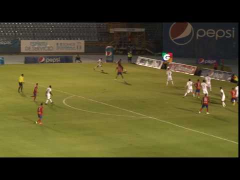 Video Atajada: JAvier Irazún (Comunicaciones) Clásico 299 Apertura 2017