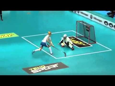 Kippilän hylätty rankkari Salibandy MM-finaalissa 12.12.2015 (kuva kuvalta hidastus)